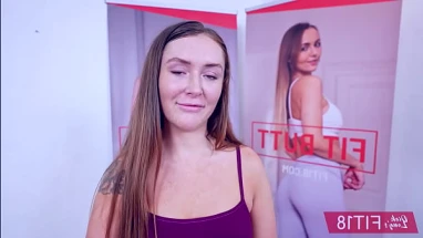 Casting Chubby Amateur With A Nice Pussy In Yoga Pants